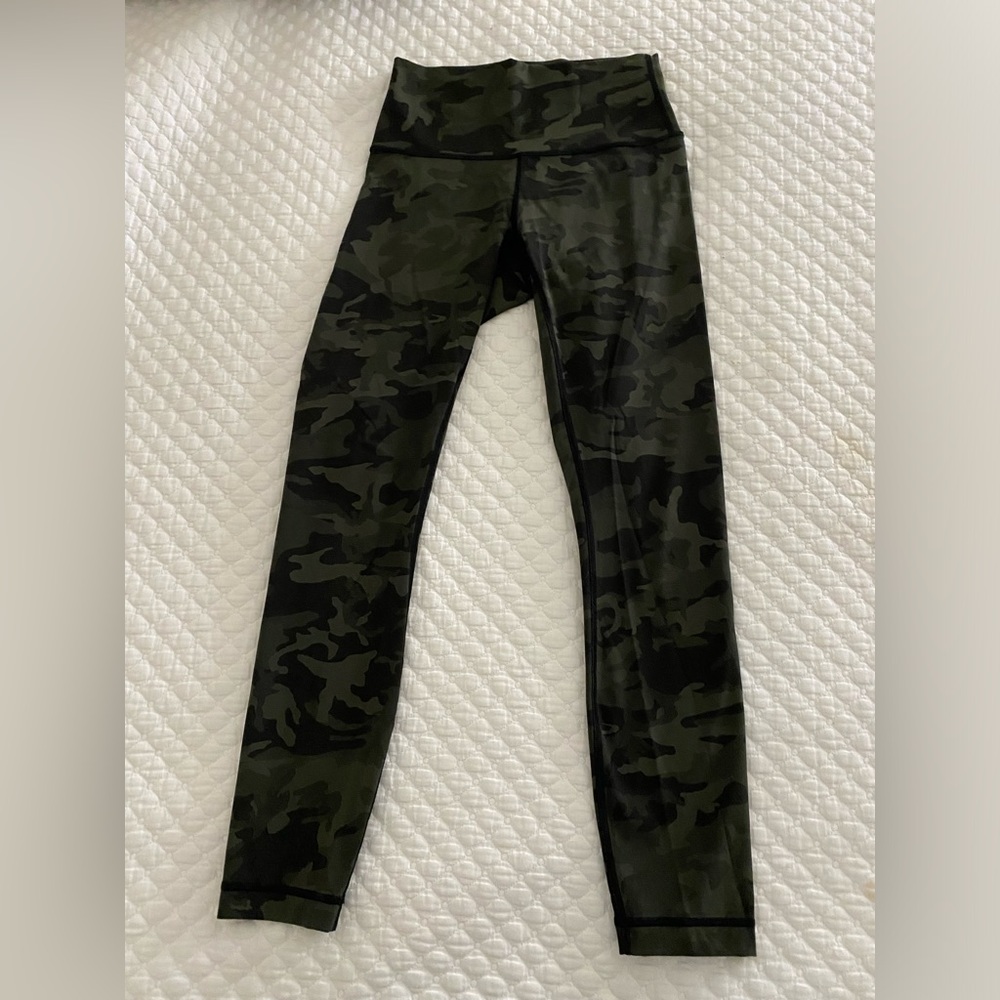 LO HIGH WAISTED WUNDER UNDER SIZE 4